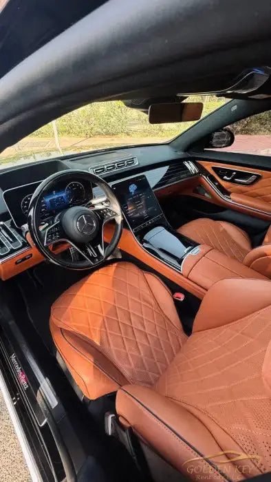 Dubai Airport Transfer - With Mercedes-Benz S580 2022 - Golden Key Rent Car LLC