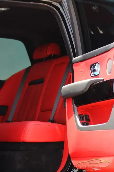 Dubai Airport Transfer - With Rolls-Royce Cullinan 2023 - Golden Key Rent Car LLC