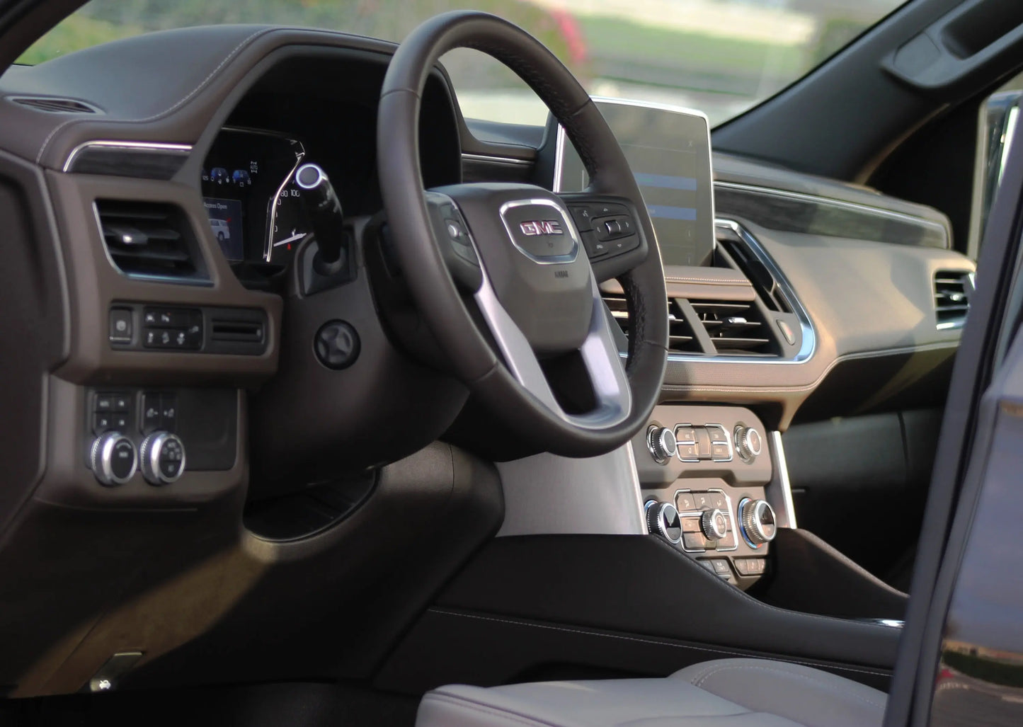 GMC Yukon 2023 or similar - Golden Key Rent Car LLC