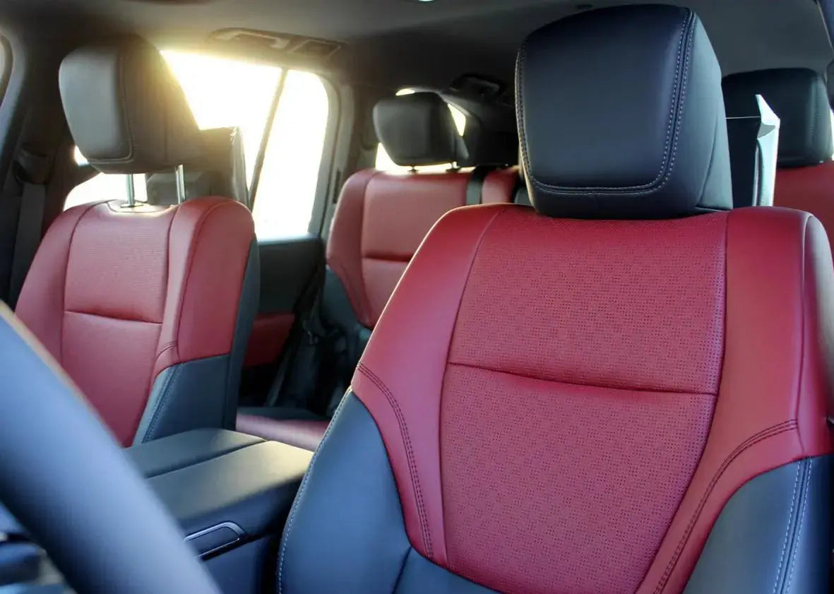 Toyota Land Cruser 300 VXR 2023 or similar - Golden Key Rent Car LLC