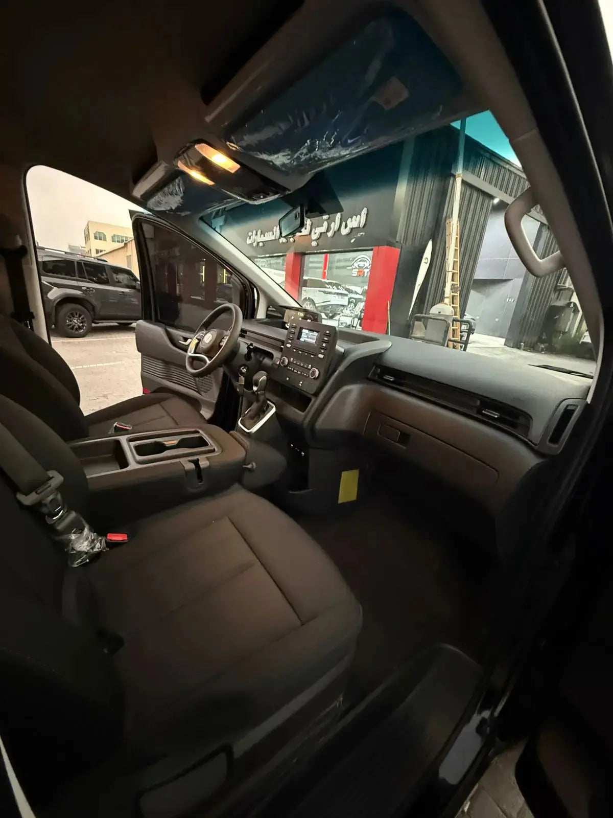 Hyundai Staria 2025 or simmilar Golden Key Rent Car LLC