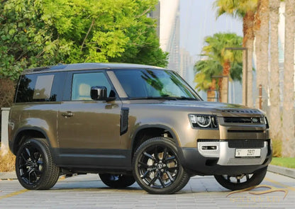 Трансфер из аэропорта Дубая - с Land Rover Defender 2022 - Golden Key Rent Car LLC