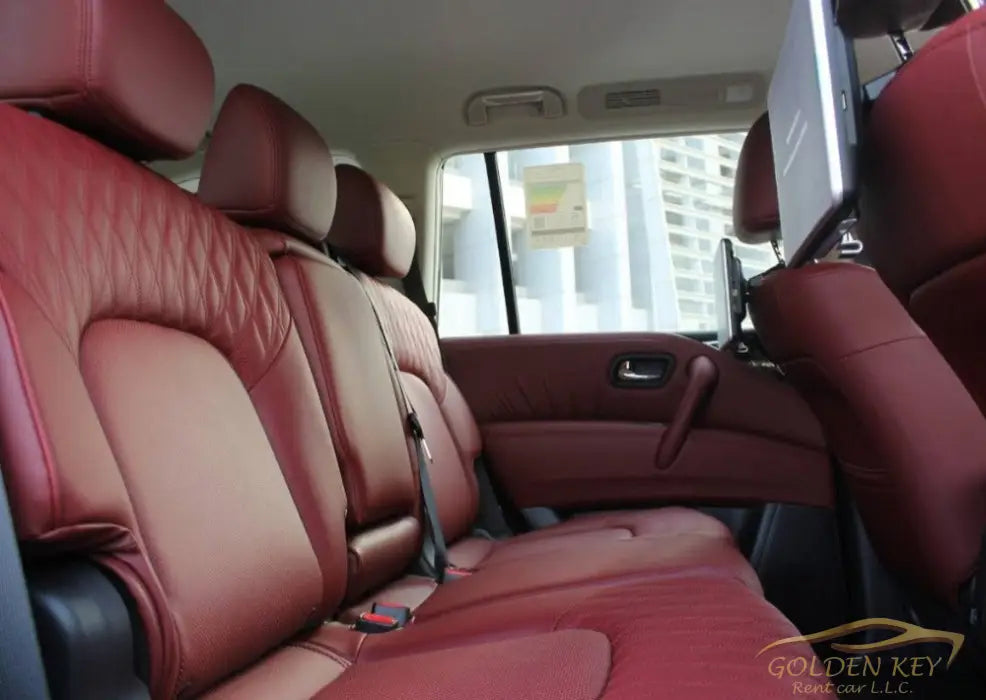 Трансфер из аэропорта Дубая - с Nissan Patrol 2022 - Golden Key Rent Car LLC
