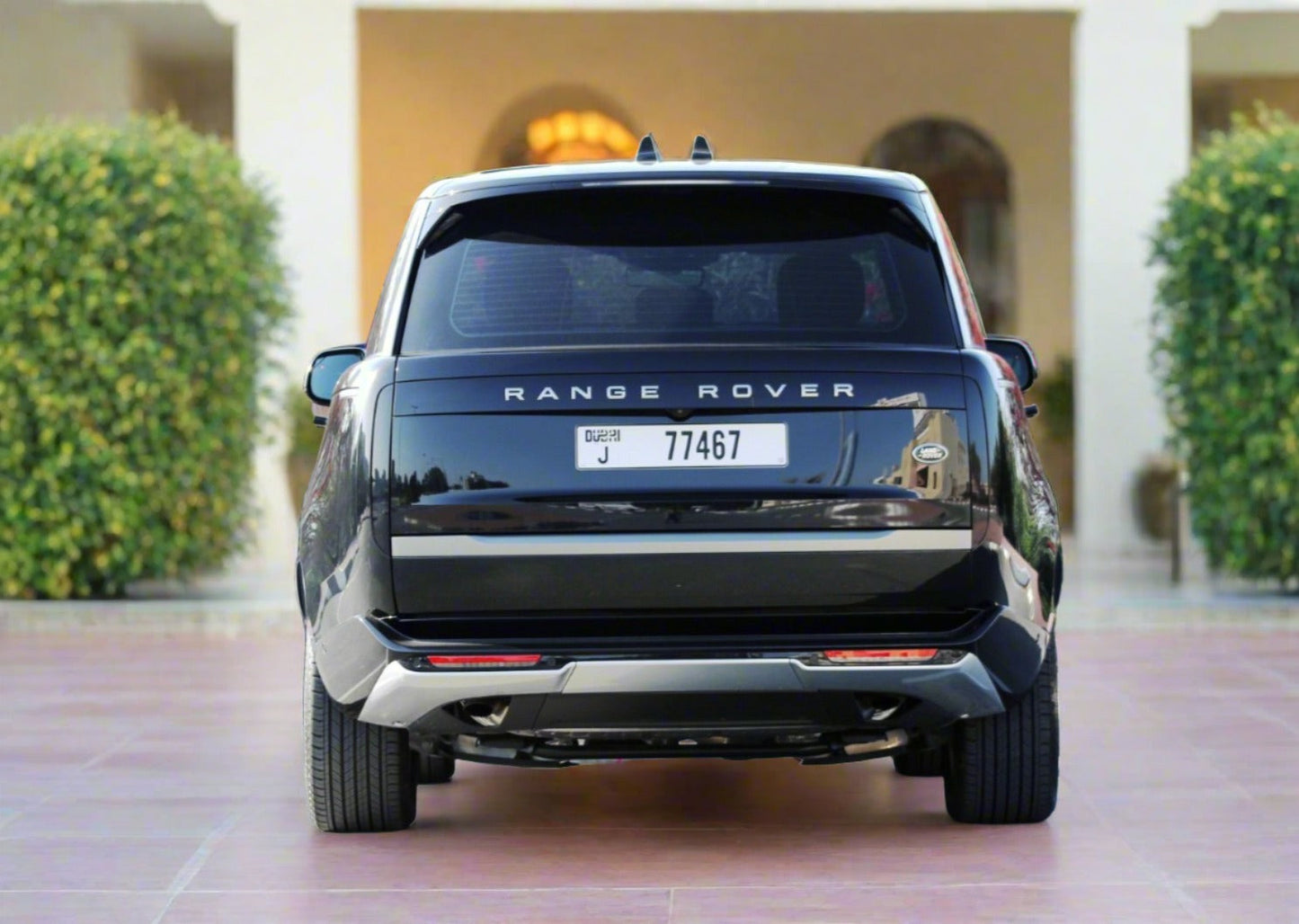 Range Rover Vogue 2023 или аналогичный - Golden Key Rent Car LLC