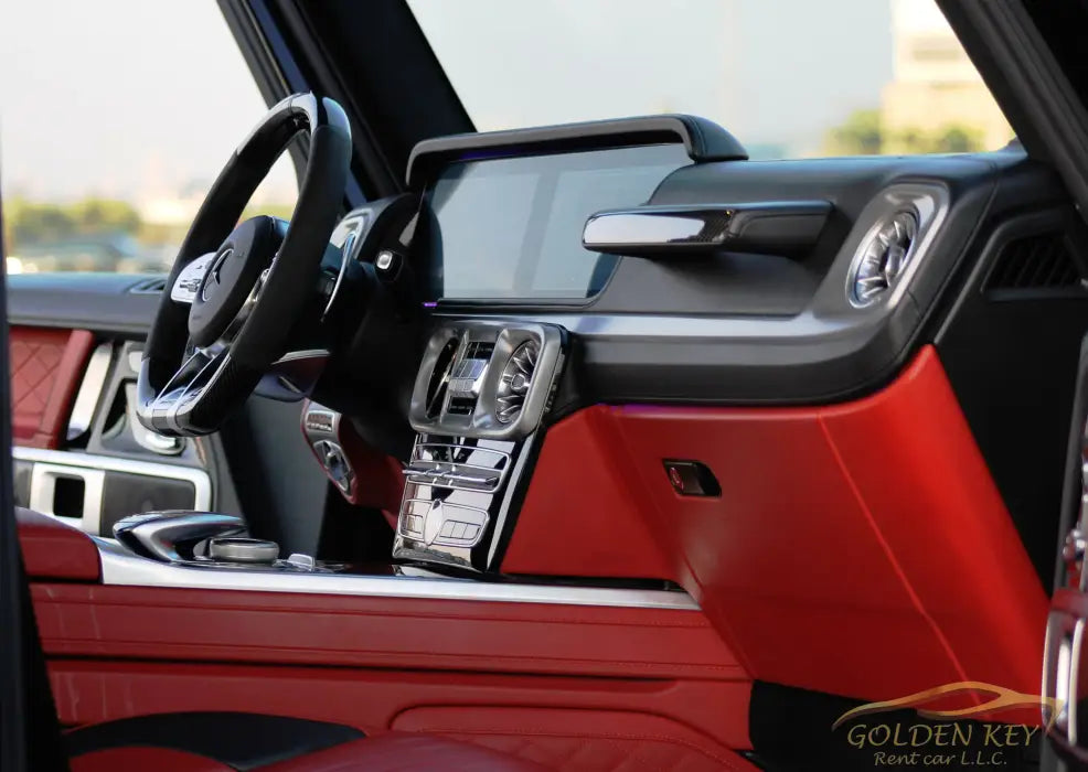 استئجار مرسيدس بنز G63 AMG 2023 مع سائق - Golden Key Rent Car LLC